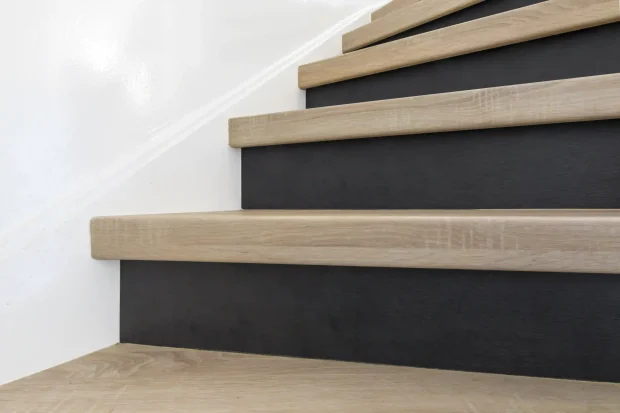 Afbeelding - Trap bekleden of stofferen in Assen